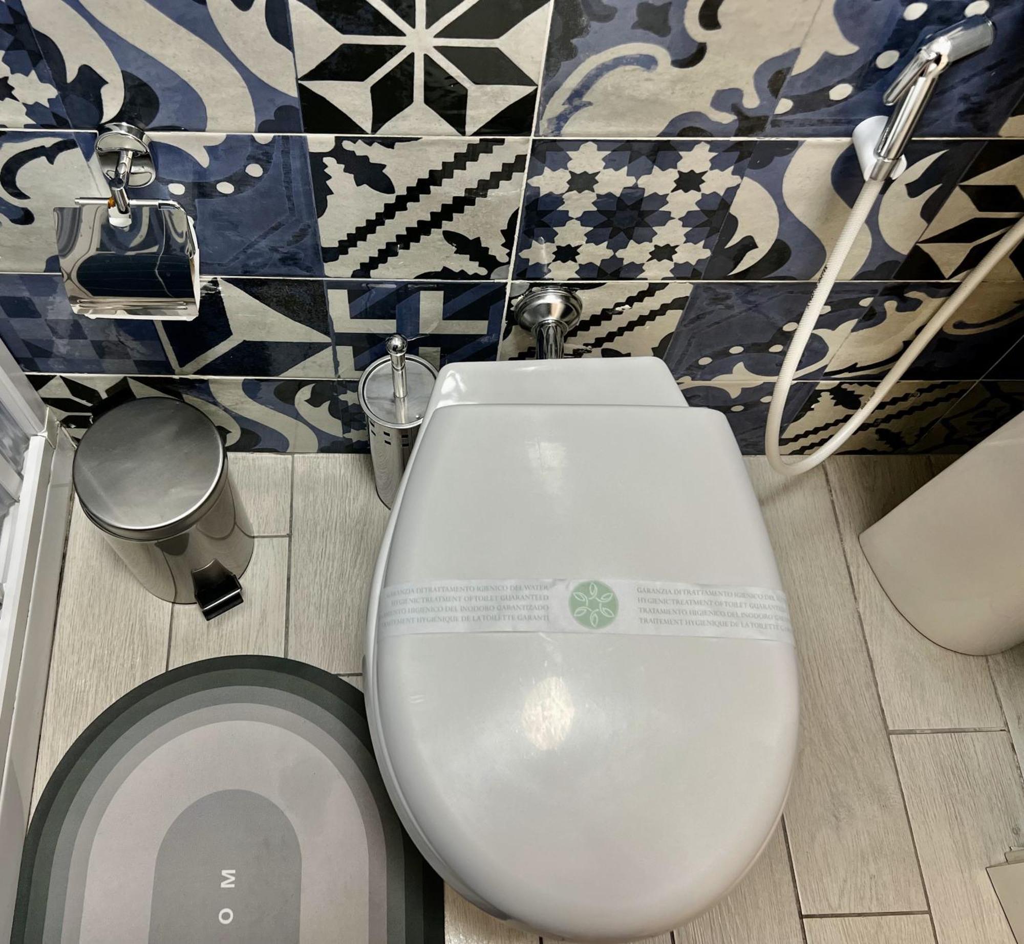 Dimora Diego Hotel Napoli Ngoại thất bức ảnh